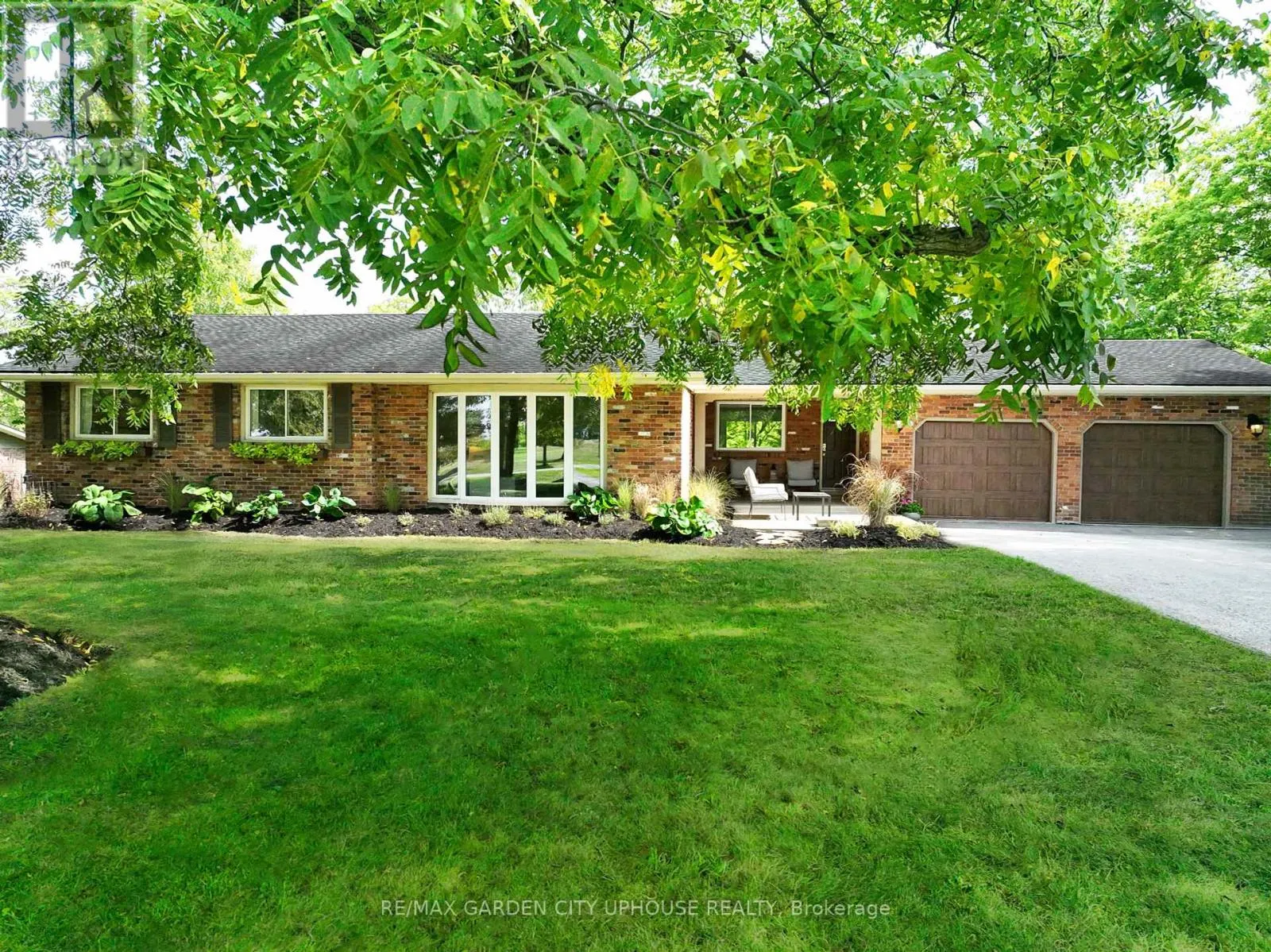 House for rent: 3197 Ninth Street, St. Catharines, Ontario L2R 6P7