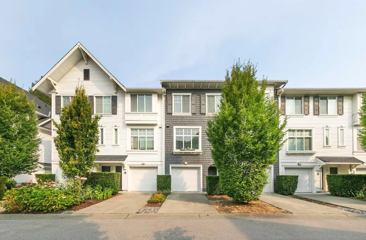 Row / Townhouse for rent: 32 18681 68 Avenue, Surrey, British Columbia V4N 6P3