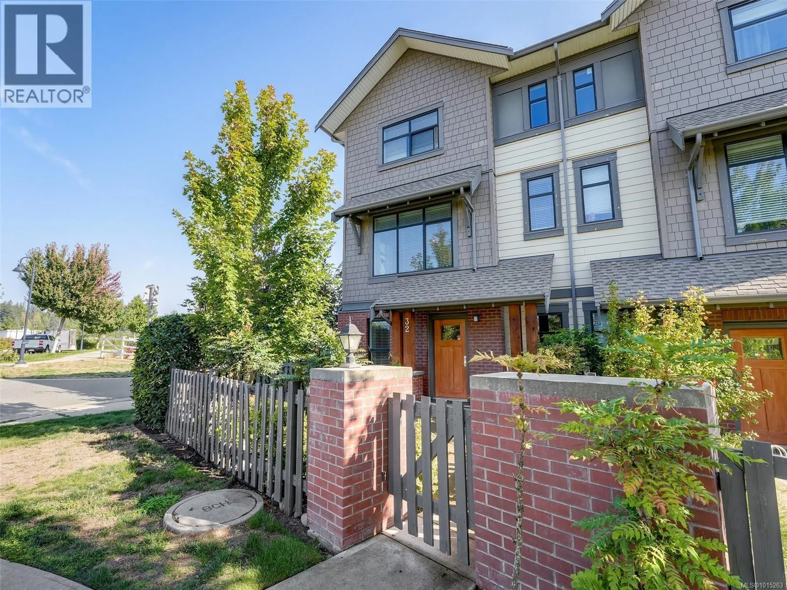 Row / Townhouse for rent: 32 350 Latoria Blvd, Colwood, British Columbia V9C 0M9