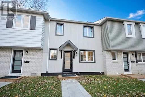 Row / Townhouse for rent: 32 - 660 Hochelaga Street, Ottawa, Ontario K1K 2E9