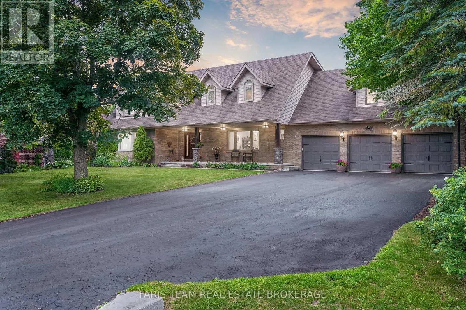 House for rent: 32 Cairns Boulevard, Springwater, Ontario L9X 0N8