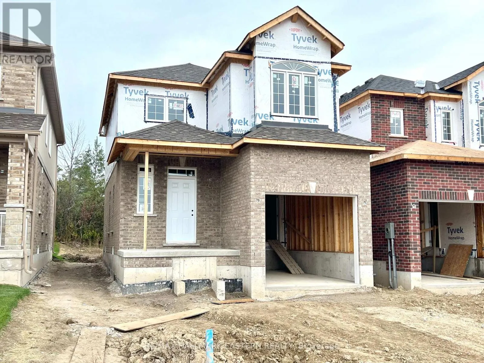 House for rent: 32 Coldbrook Drive, Cavan Monaghan, Ontario L0A 1G0