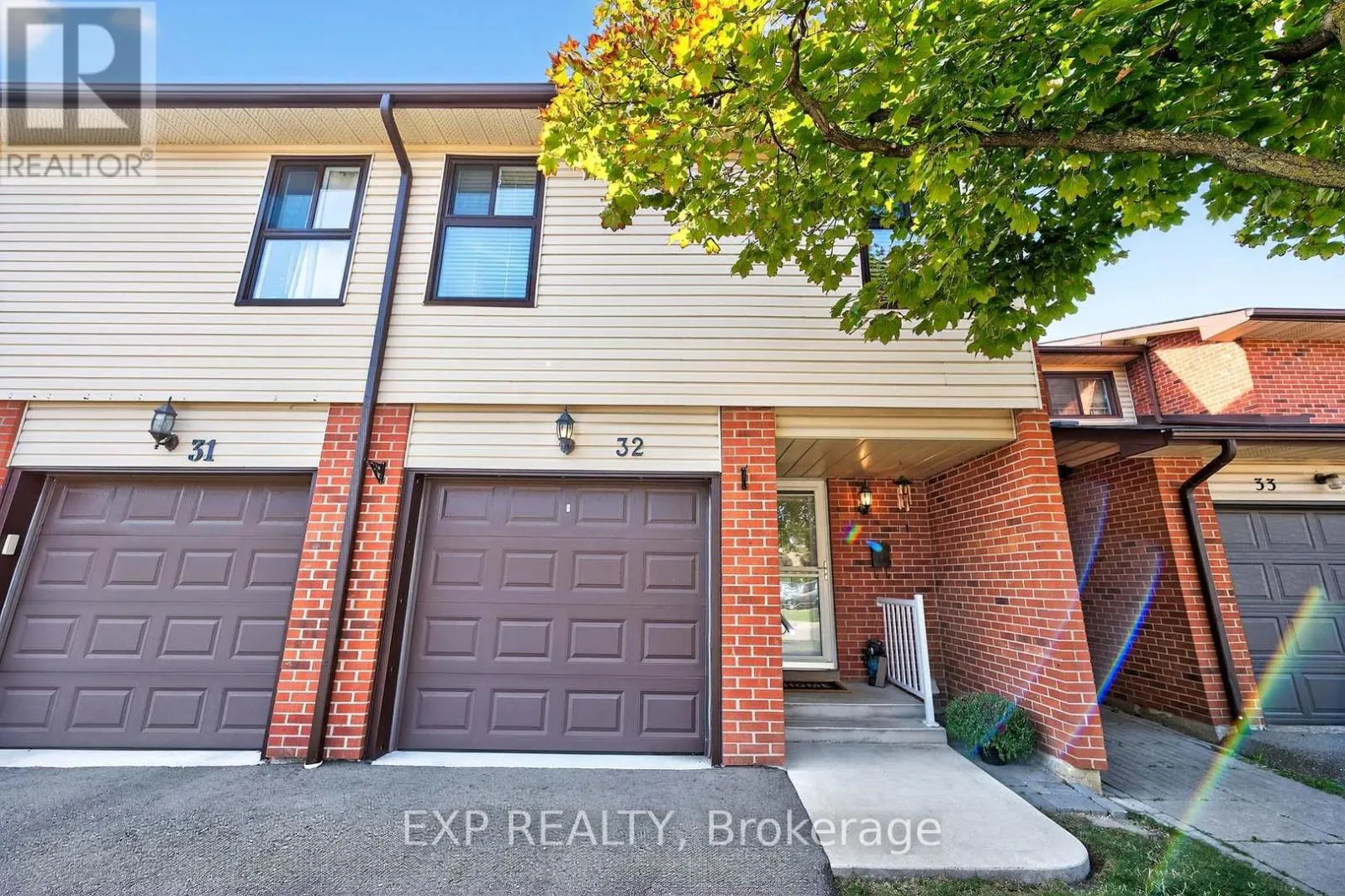 Row / Townhouse for rent: 32 Collins Crescent, Brampton, Ontario L6V 3M9