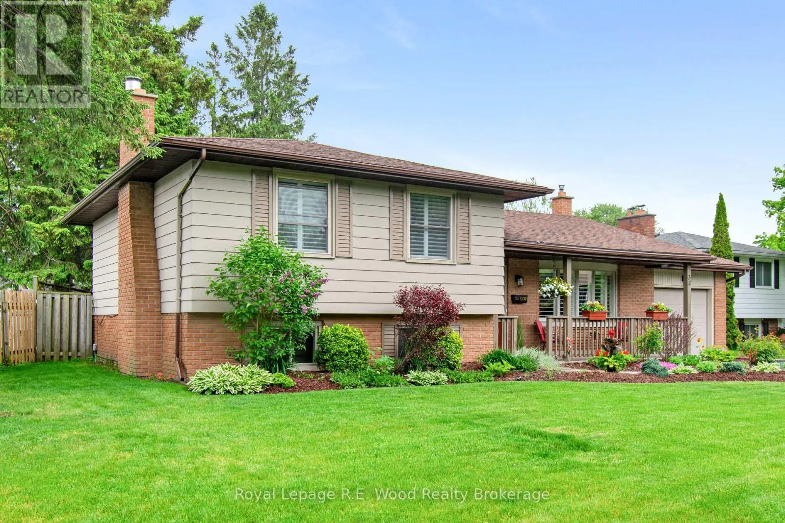 House for rent: 32 Devon Court, Tillsonburg, Ontario N4G 4K6