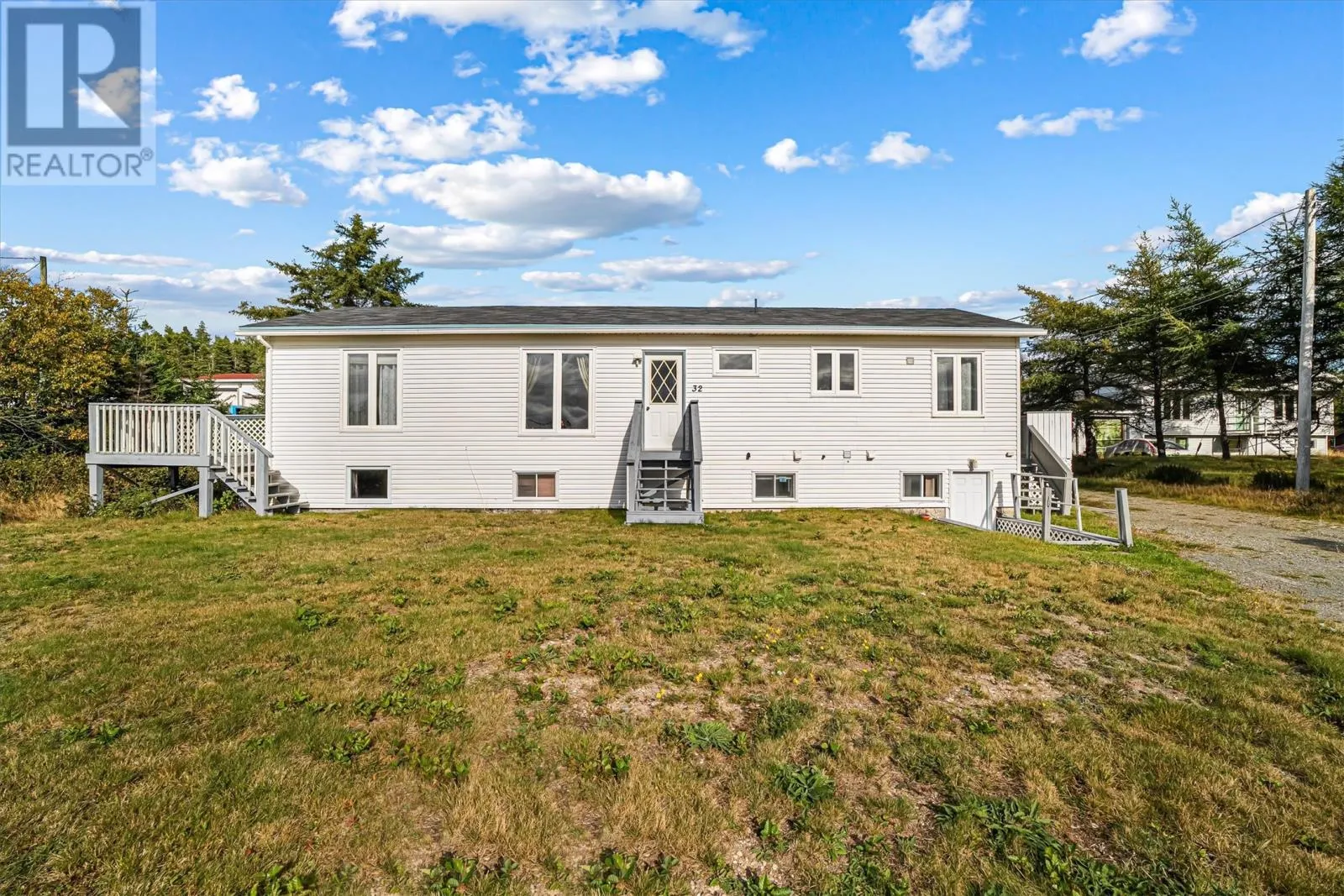 Two Apartment House for rent: 32 Fox Harbour Road, Dunville, Newfoundland & Labrador A0B 1S0