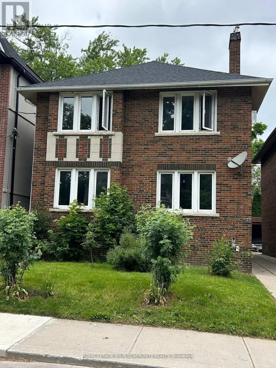 Duplex for rent: 32 Glen Echo Road, Toronto, Ontario M4N 2E1