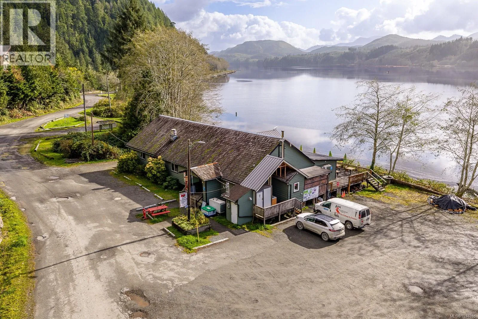 32 Hardy Way, Port Hardy, British Columbia V0N 1Z0