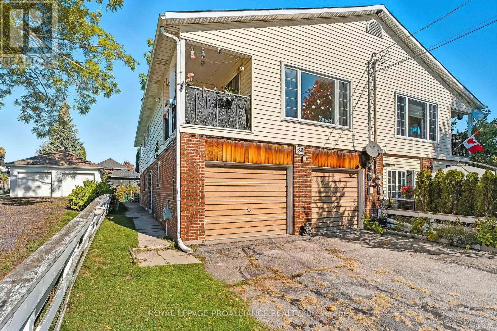 House for rent: 32 James Street W, Cobourg, Ontario K9A 2J9