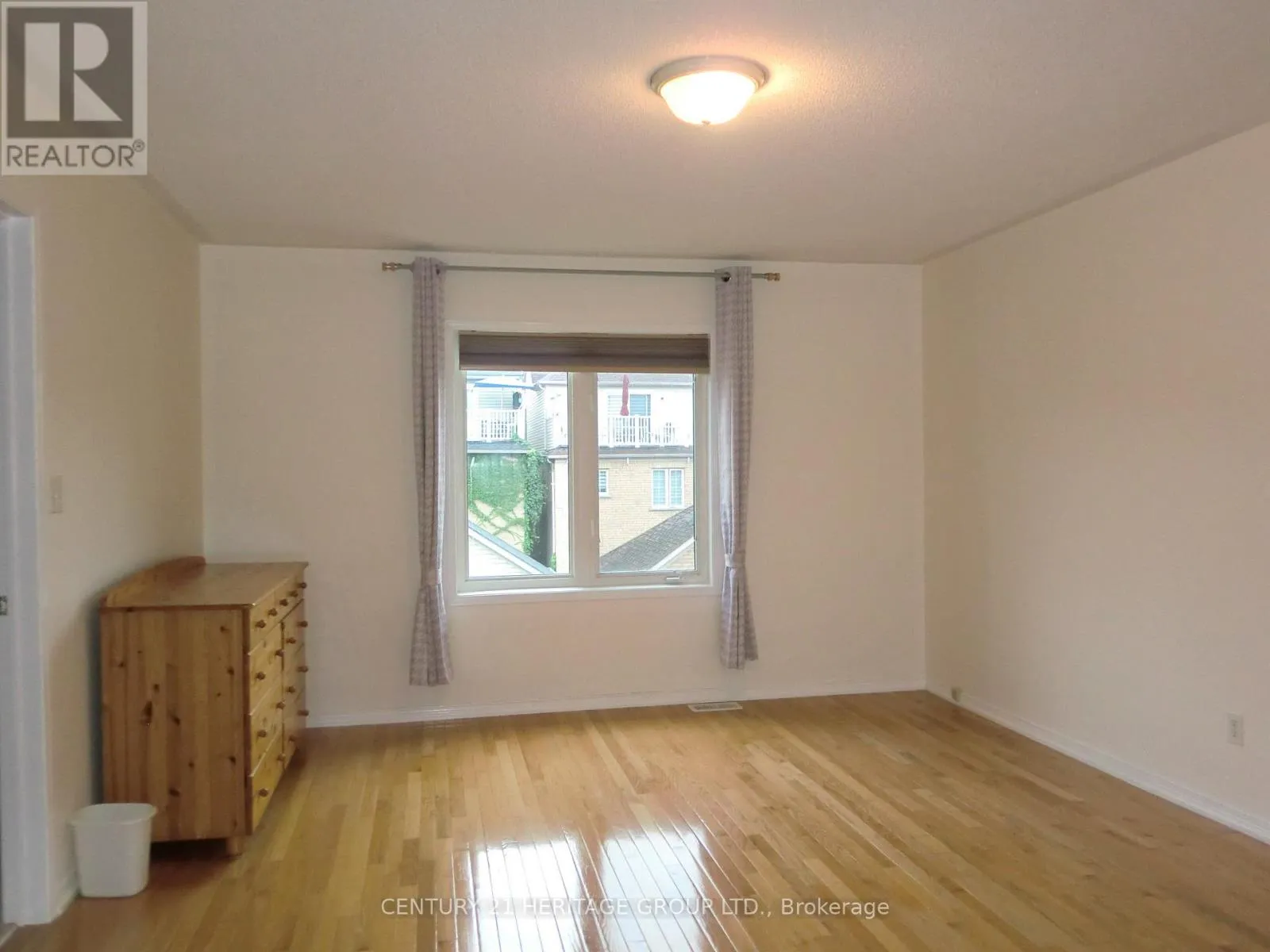 House for rent: 32 Leitch Avenue, Toronto, Ontario M3J 3P2