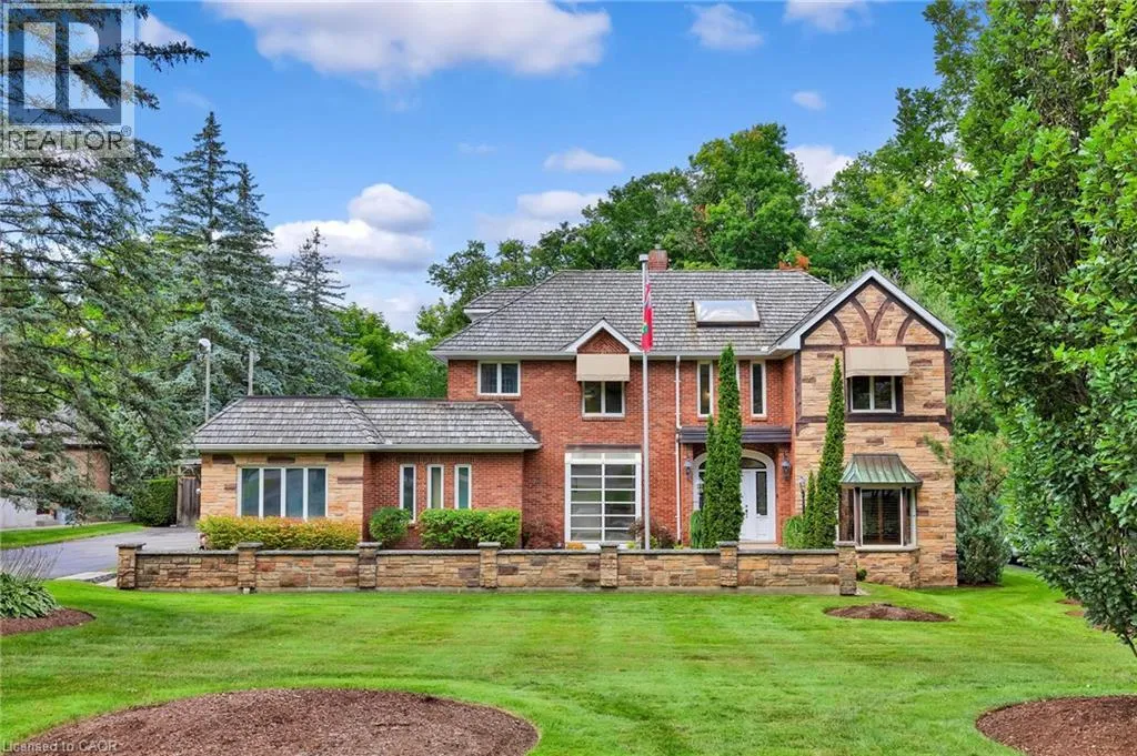 House for rent: 32 Maple Hill Drive, Kitchener, Ontario N2M 2R8