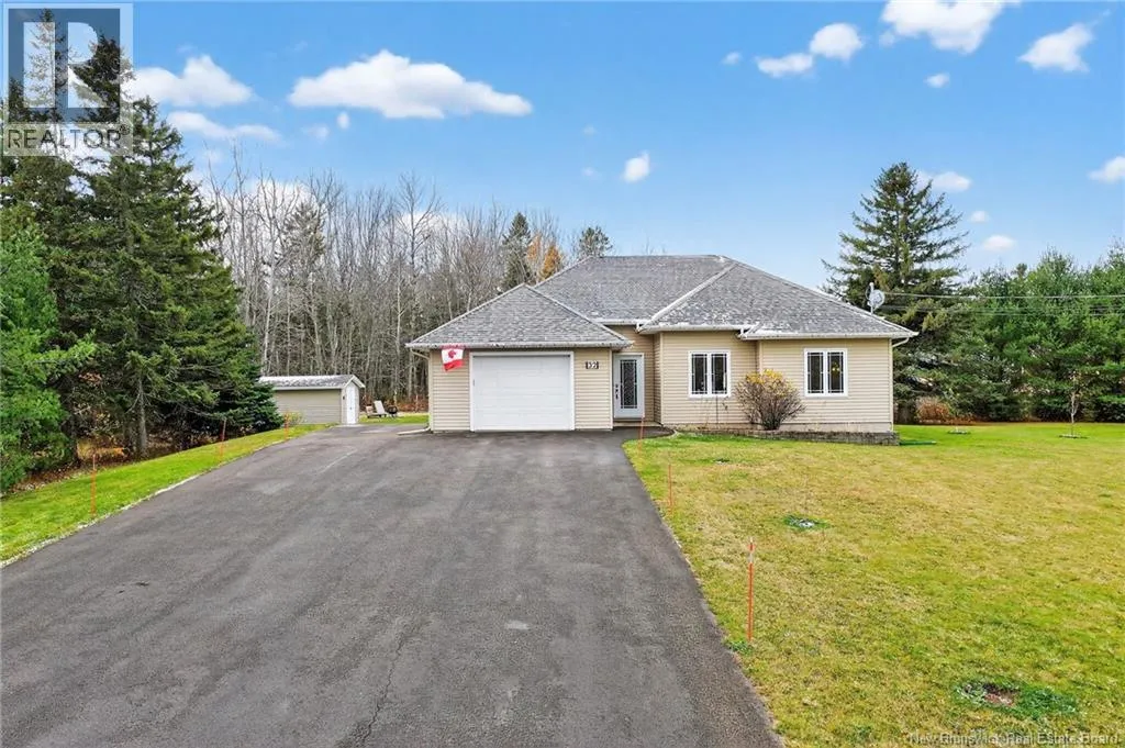 32 Murray Road, Saint-Antoine, New Brunswick E4V 1A2