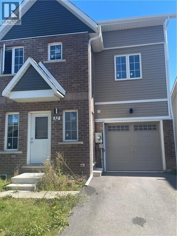 Row / Townhouse for rent: 32 Waterleaf Trail, Welland, Ontario L3C 0H6