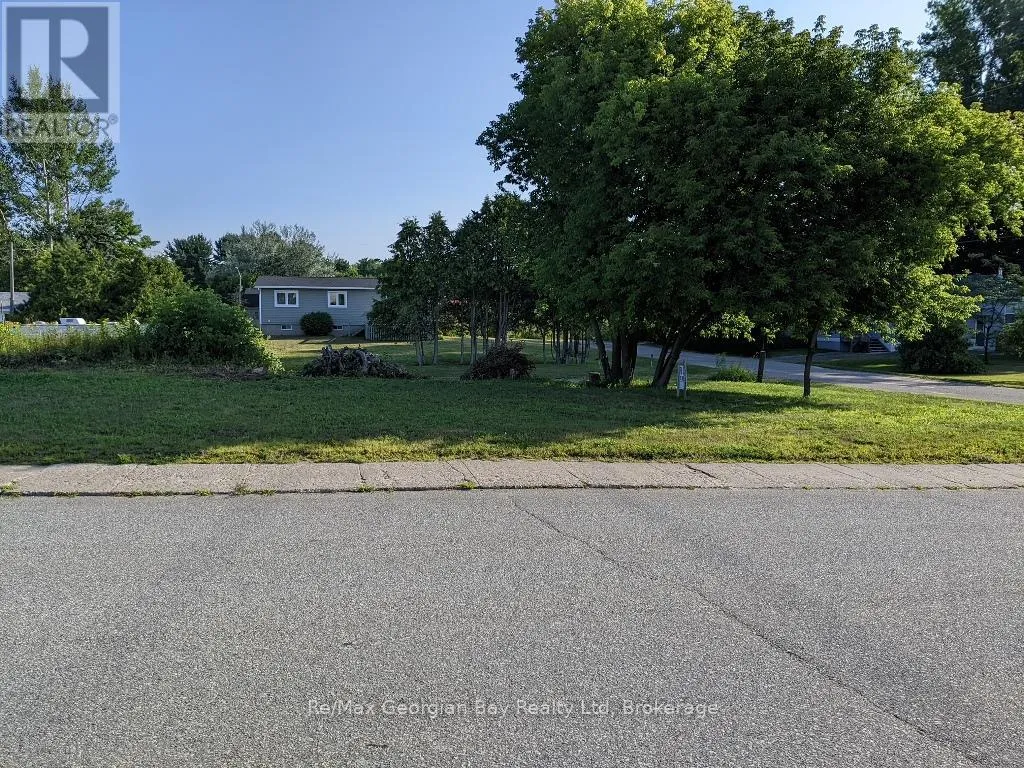 32 Youngfox Road, Blind River, Ontario P0R 1B0