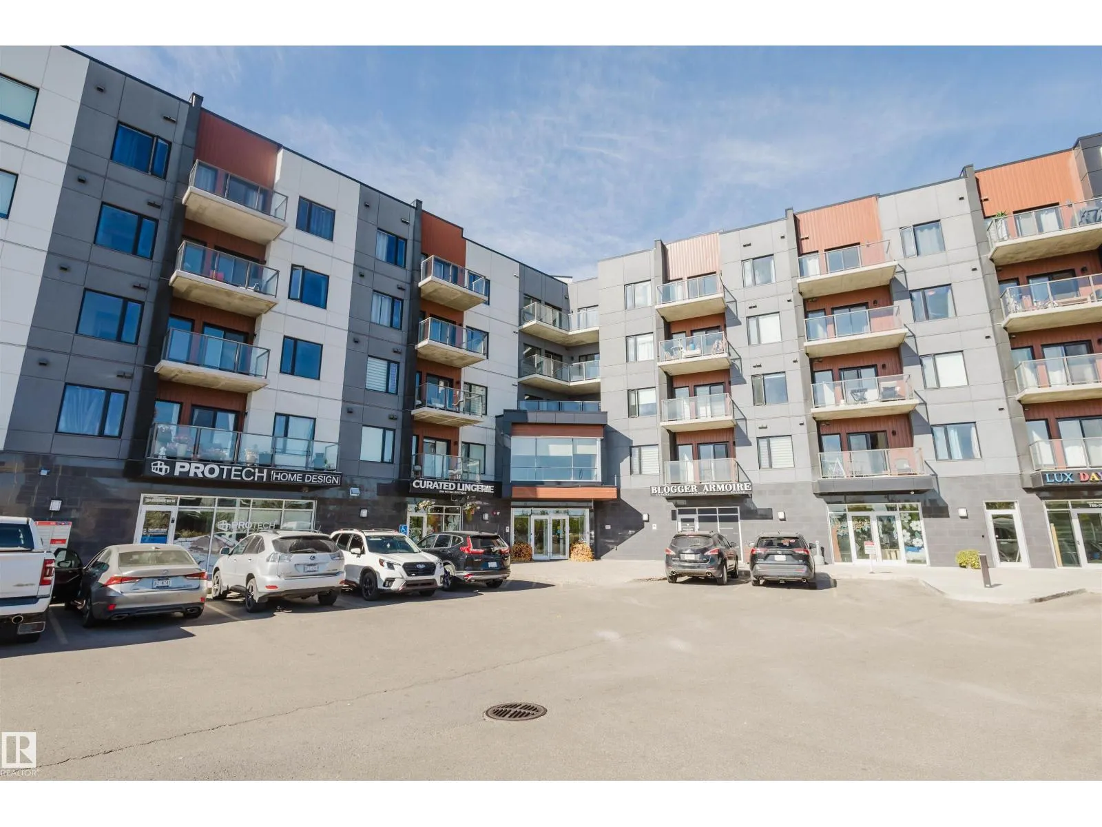 Apartment for rent: #320 1316 Windermere Wy Sw, Edmonton, Alberta T6W 2J3