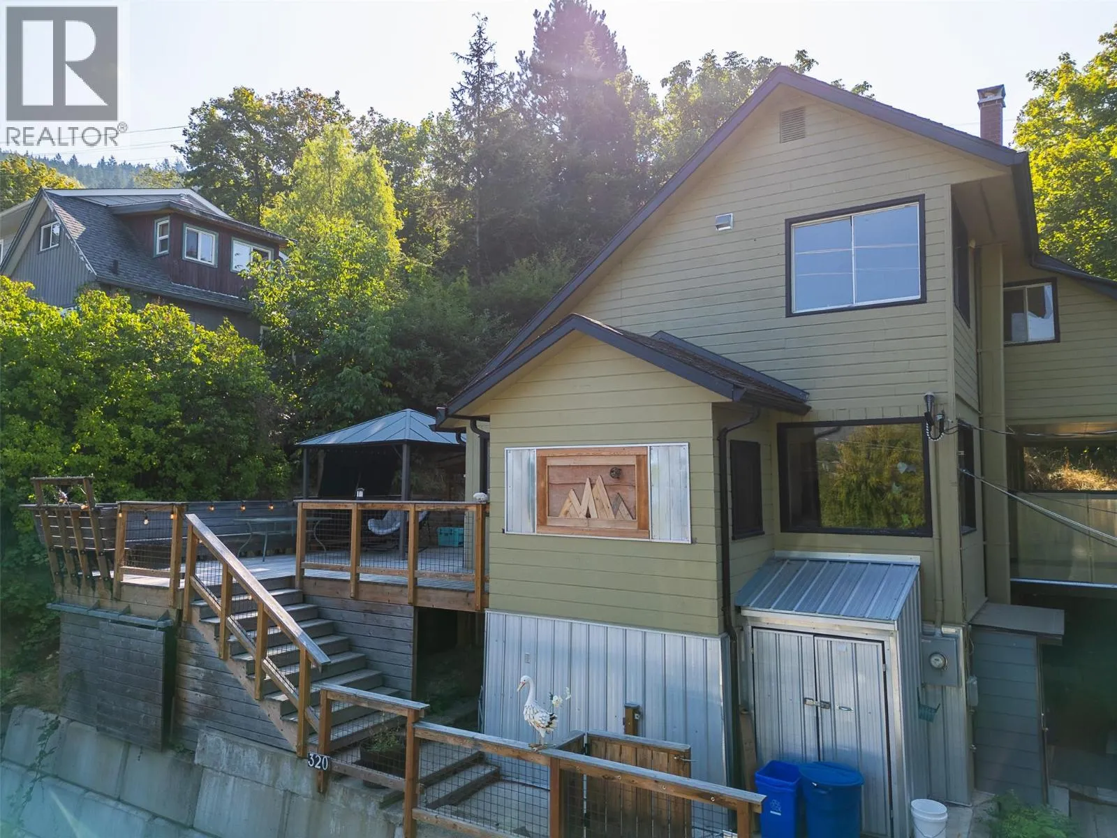 House for rent: 320 Chatham Street, Nelson, British Columbia V1L 3Z2