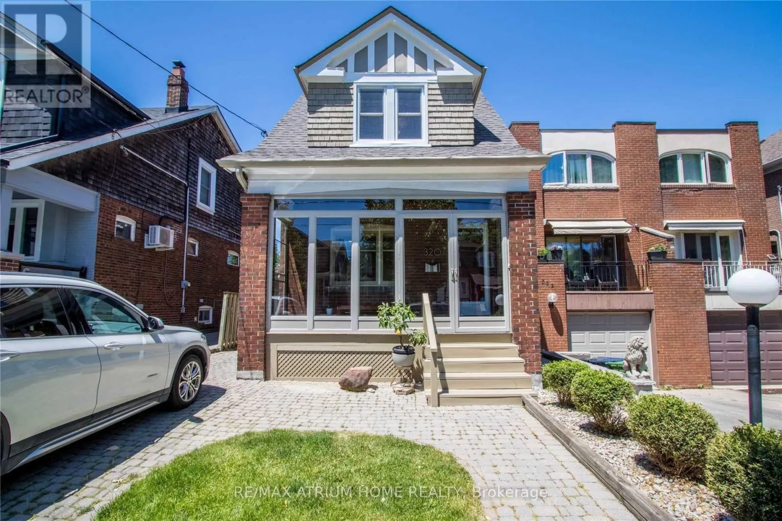 House for rent: 320 Hillsdale Avenue E, Toronto, Ontario M4S 1T8