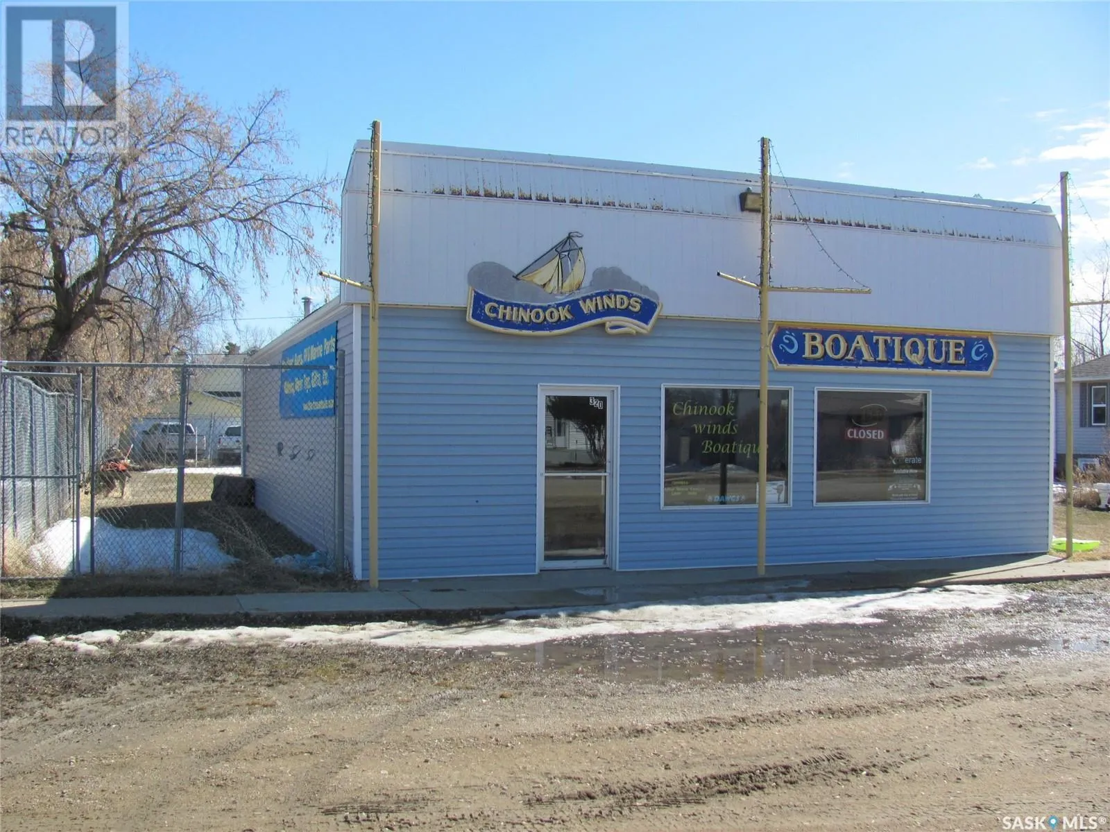 Retail for rent: 320 Saskatchewan Street, Elbow, Saskatchewan S0H 1J0