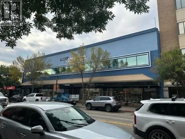 Residential Commercial Mix for rent: 3203 30 Avenue, Vernon, British Columbia V1T 2C6