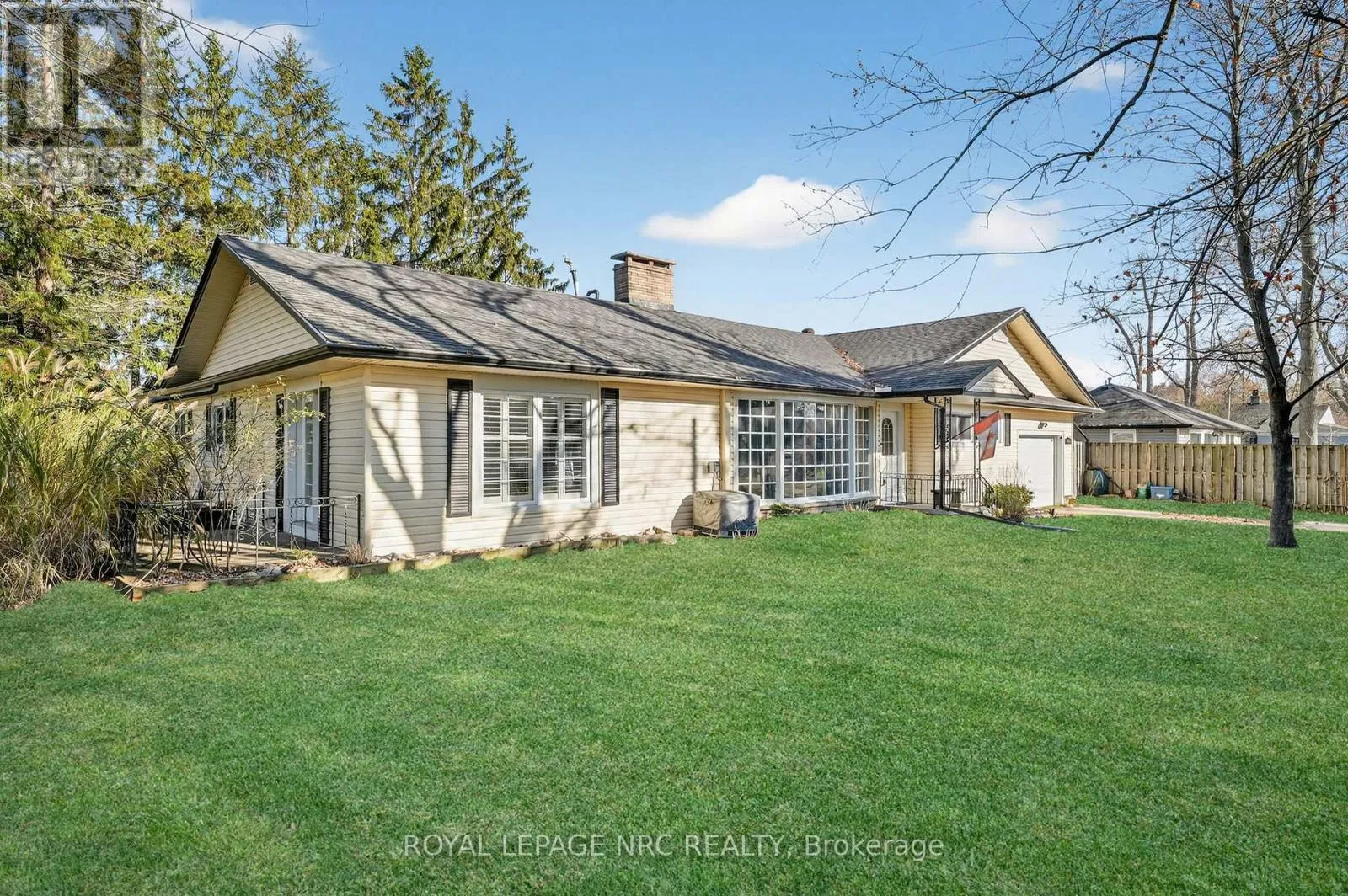 House for rent: 3208 Young Avenue, Fort Erie, Ontario L0S 1N0