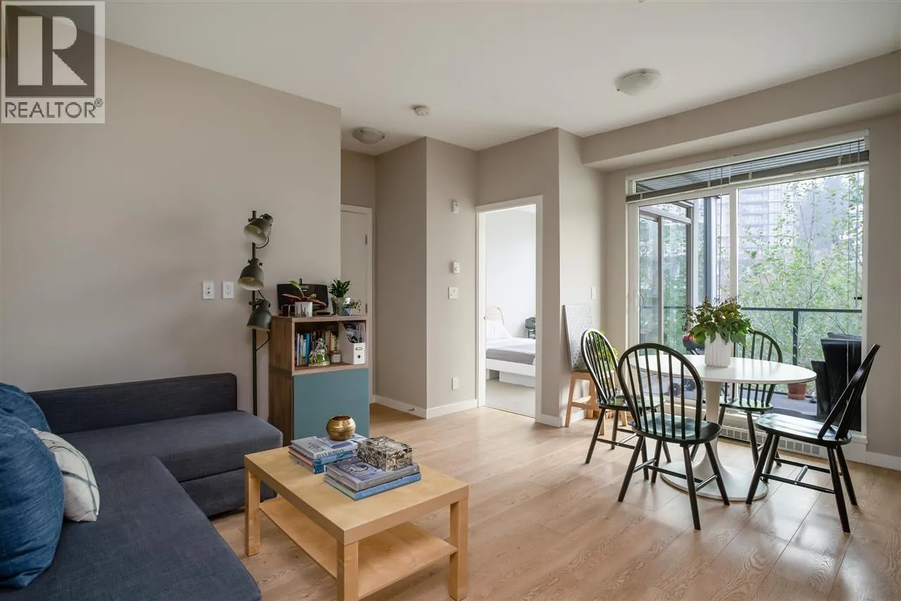 Apartment for rent: 321 22 E Royal Avenue, New Westminster, British Columbia V3L 0H1