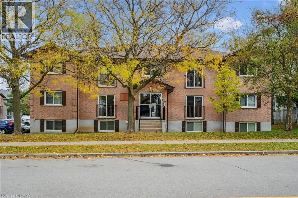 Apartment for rent: 321 Northlake Drive Unit# 6, Waterloo, Ontario N2V 1Z1