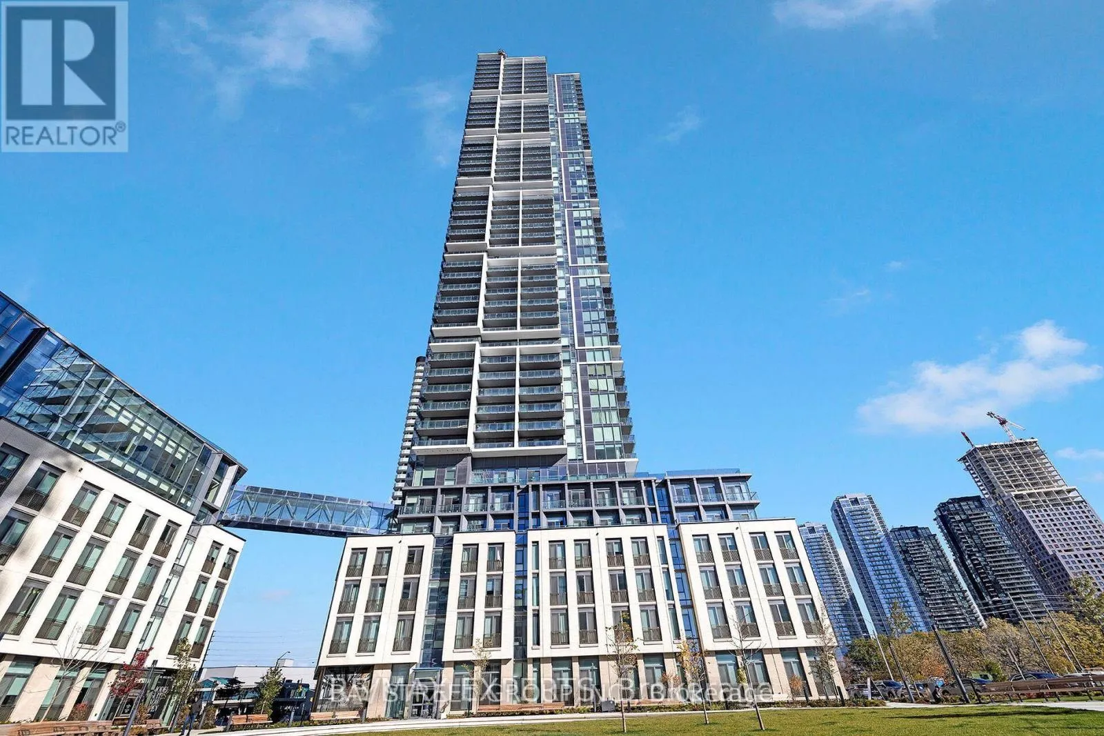 Apartment for rent: 3210 - 7890 Jane Street, Vaughan, Ontario L4K 0K9