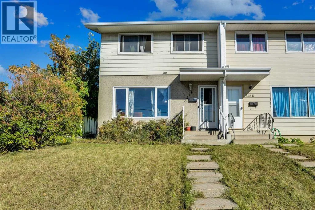 Duplex for rent: 3214 16 Avenue Se, Calgary, Alberta T2A 0N2