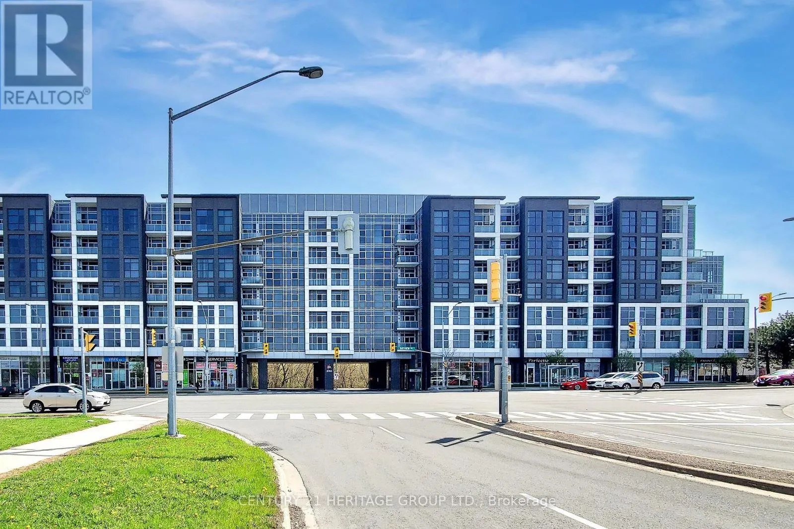 Apartment for rent: 322 - 8763 Bayview Avenue, Richmond Hill, Ontario L4B 3V1