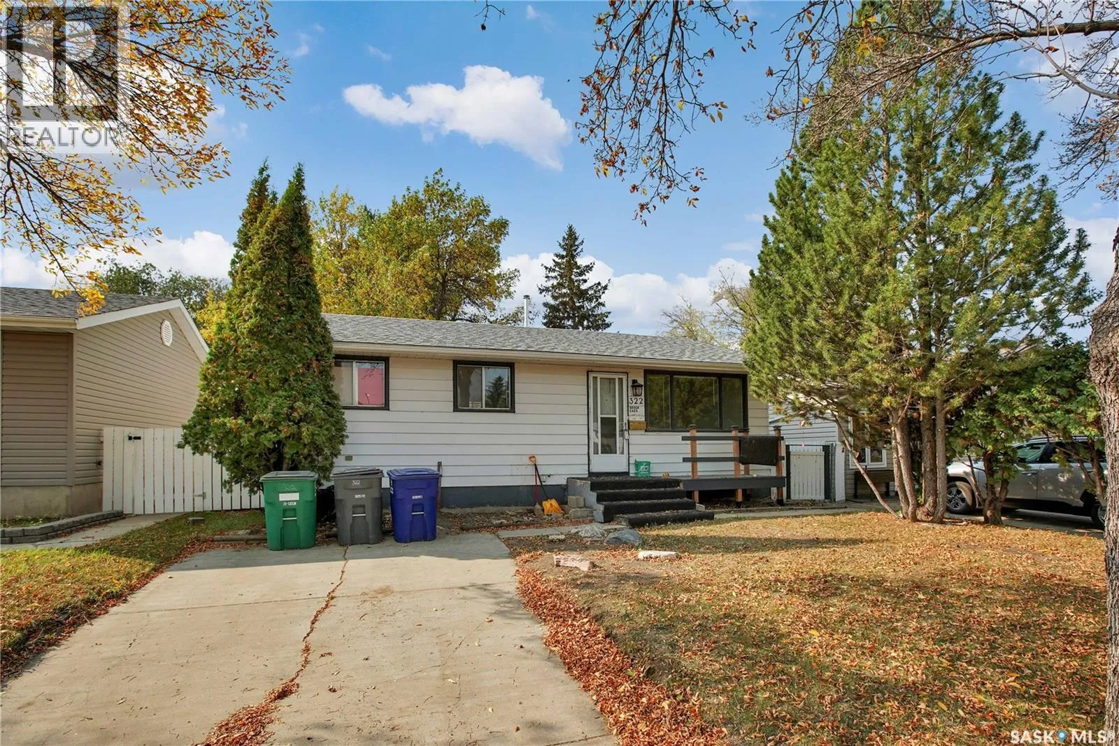 House for rent: 322 Brock Crescent, Saskatoon, Saskatchewan S7H 4N5
