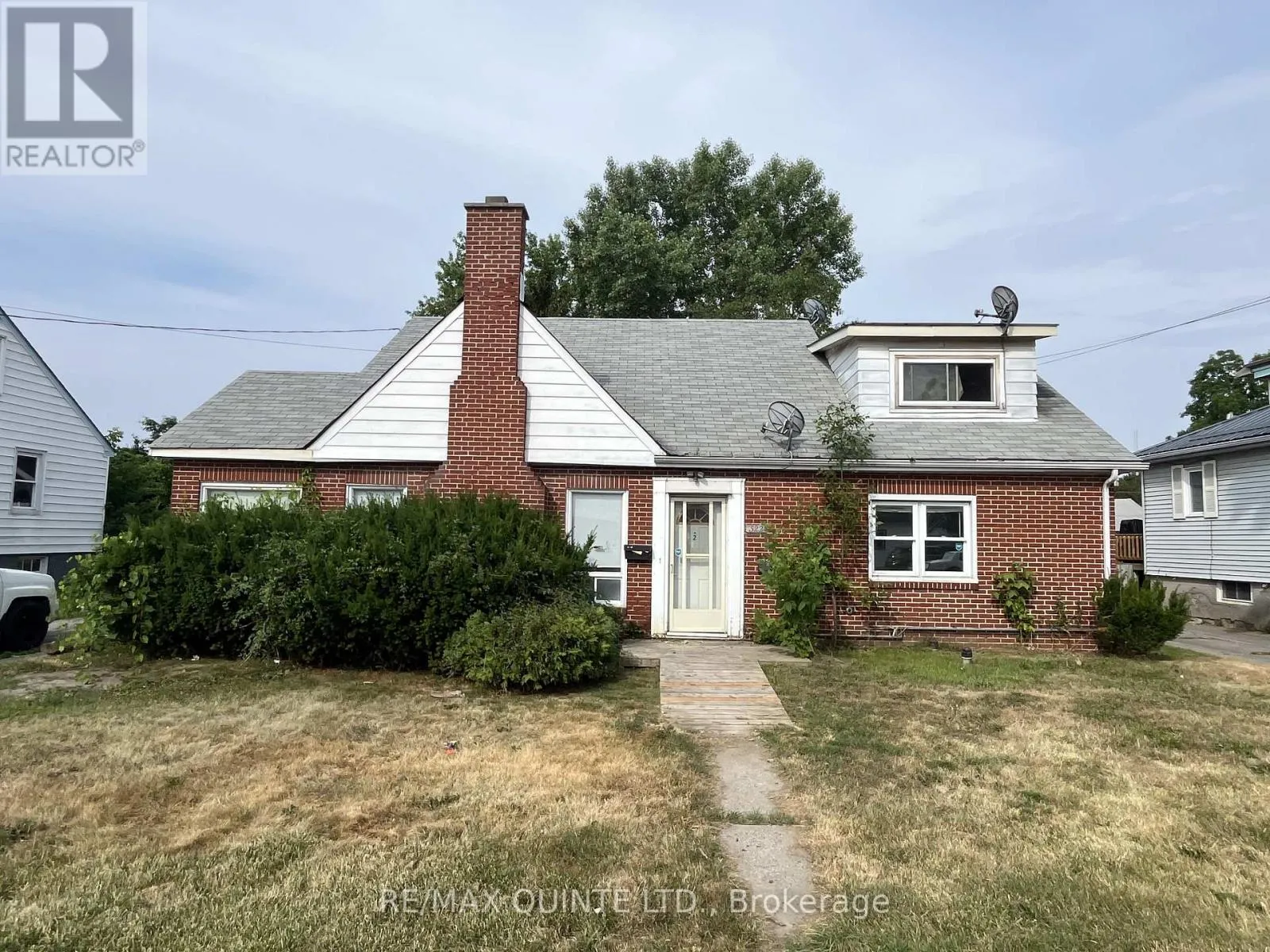 Fourplex for rent: 322 Coleman Street, Belleville, Ontario K8P 3J2