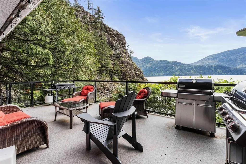 Recreational for rent: 322 Echo Island|harrison Lake, Harrison Hot Springs, British Columbia V0M 1K0