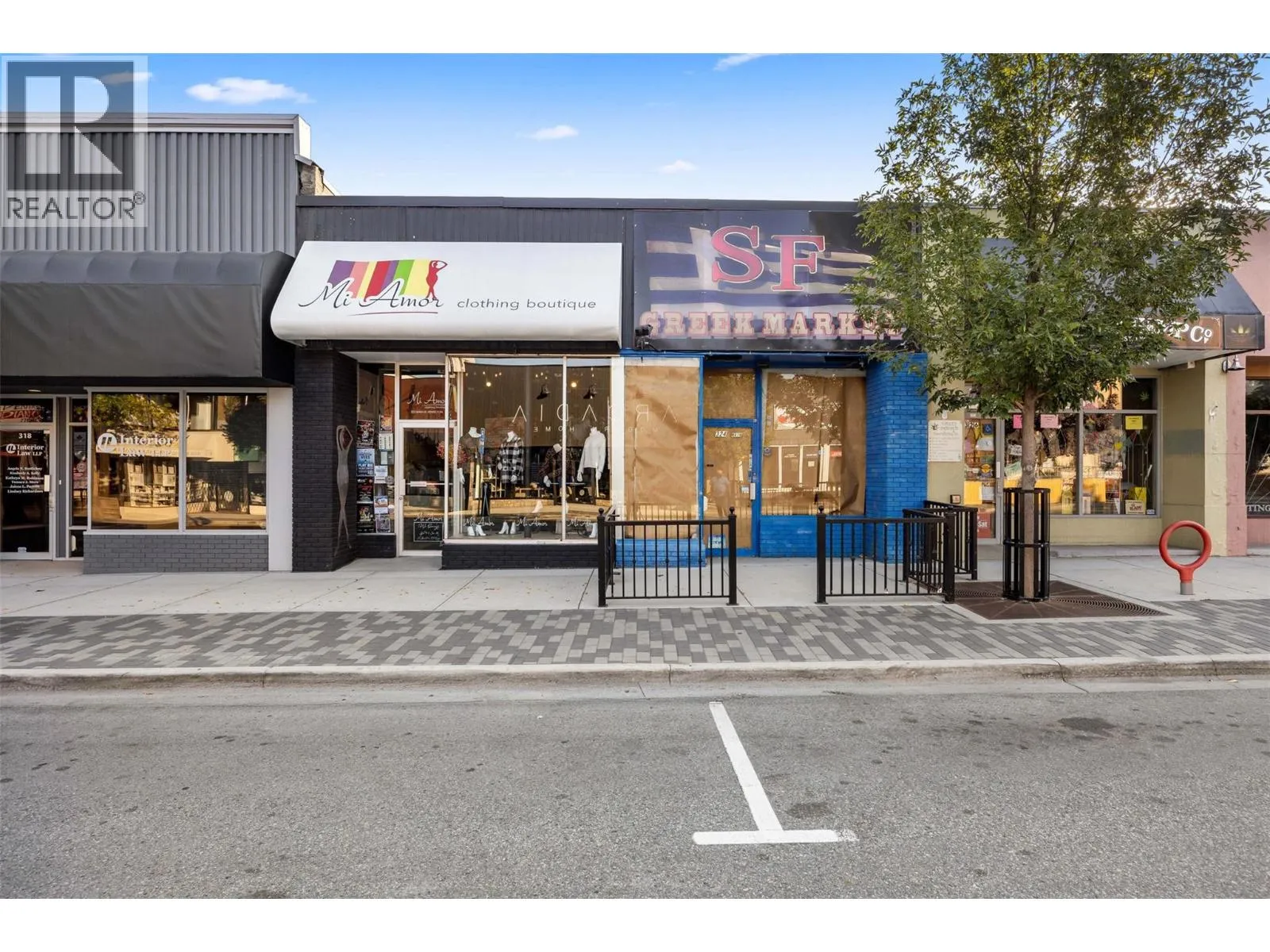 Retail for rent: 322 Main Street, Penticton, British Columbia V2A 5C3
