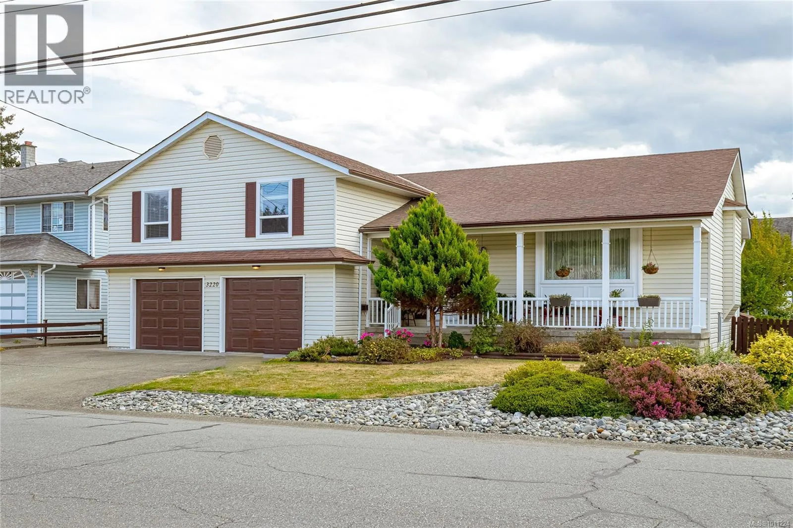 House for rent: 3220 Moorfield Rd, Duncan, British Columbia V9L 4A9