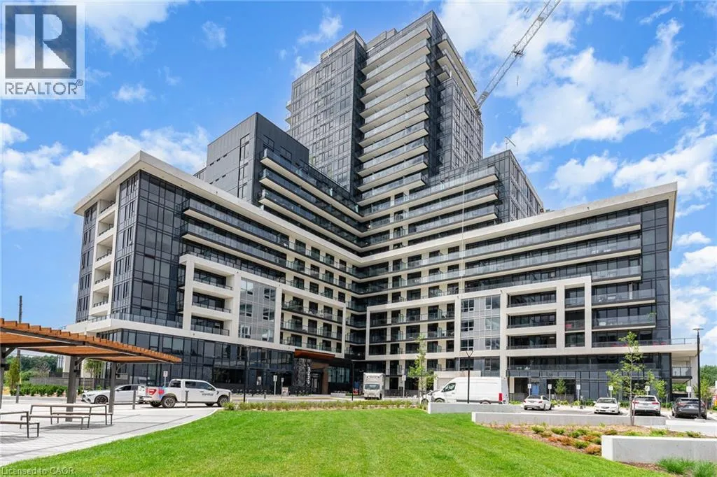 Apartment for rent: 3220 William Coltson Avenue Unit# 1702, Oakville, Ontario L6H 7X9