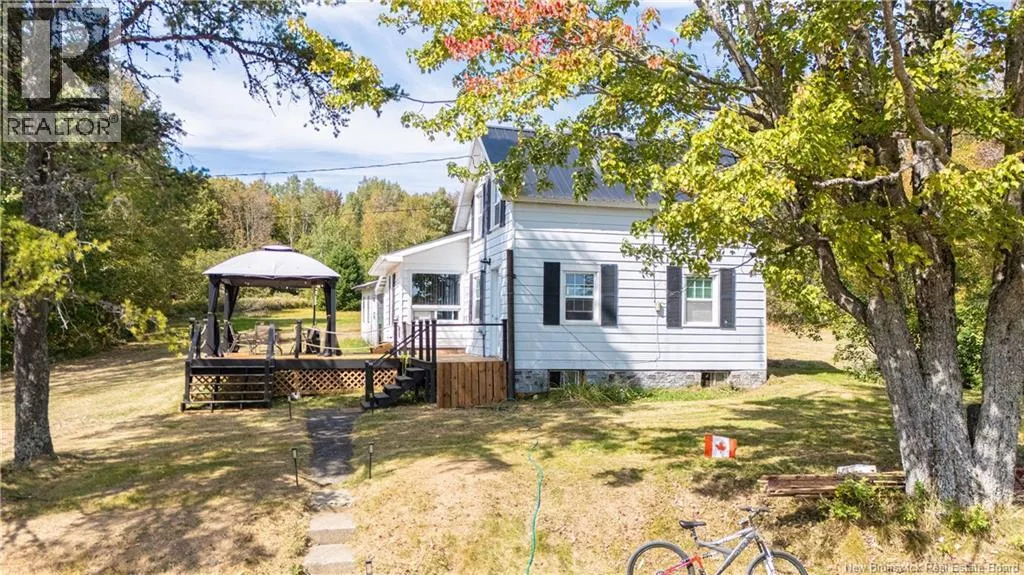 House for rent: 3222 Route 104, Upper Hainesville, New Brunswick E6E 1J1