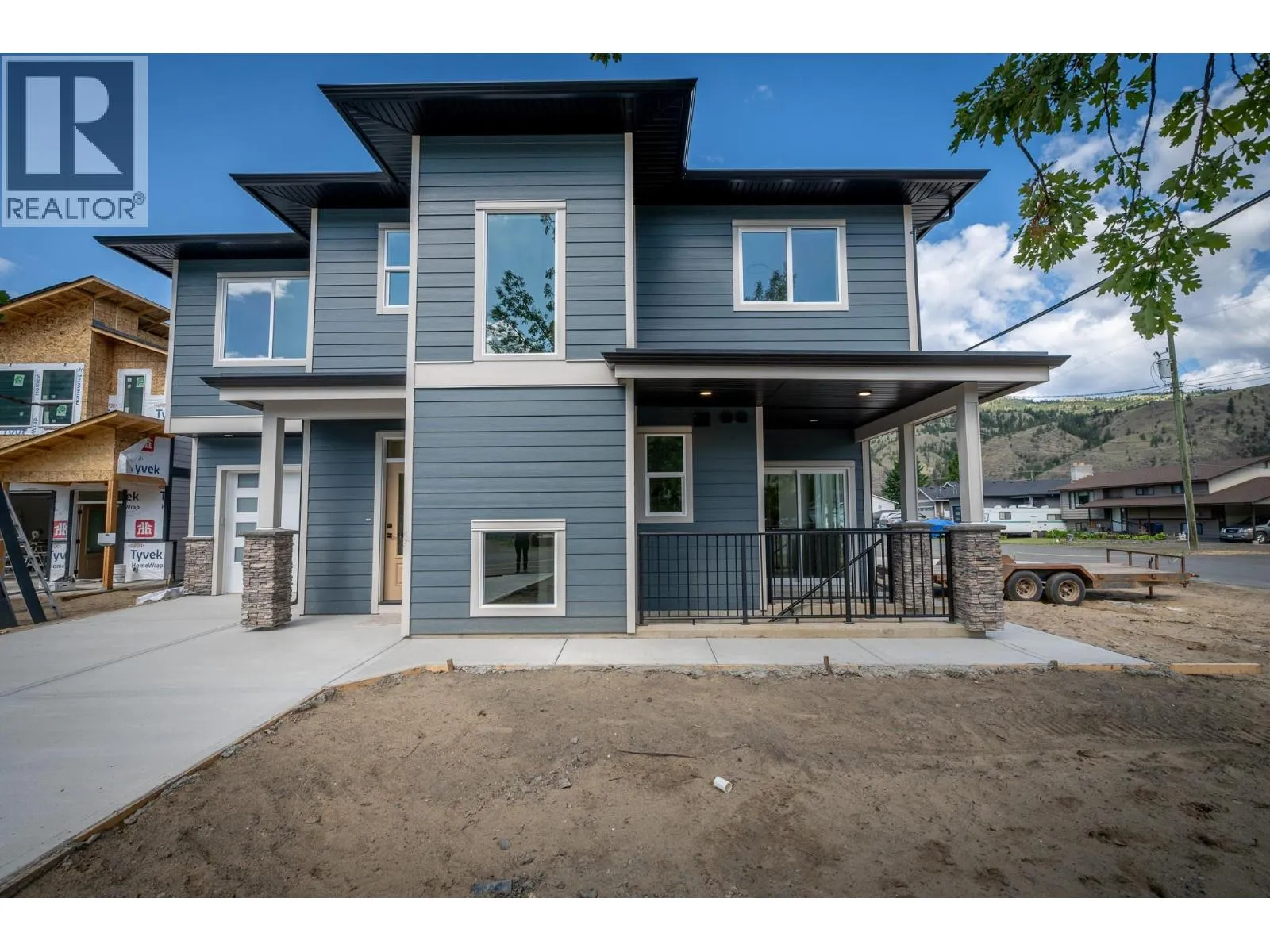 Duplex for rent: 3228 Bank Road, Kamloops, British Columbia V2B 6Z7