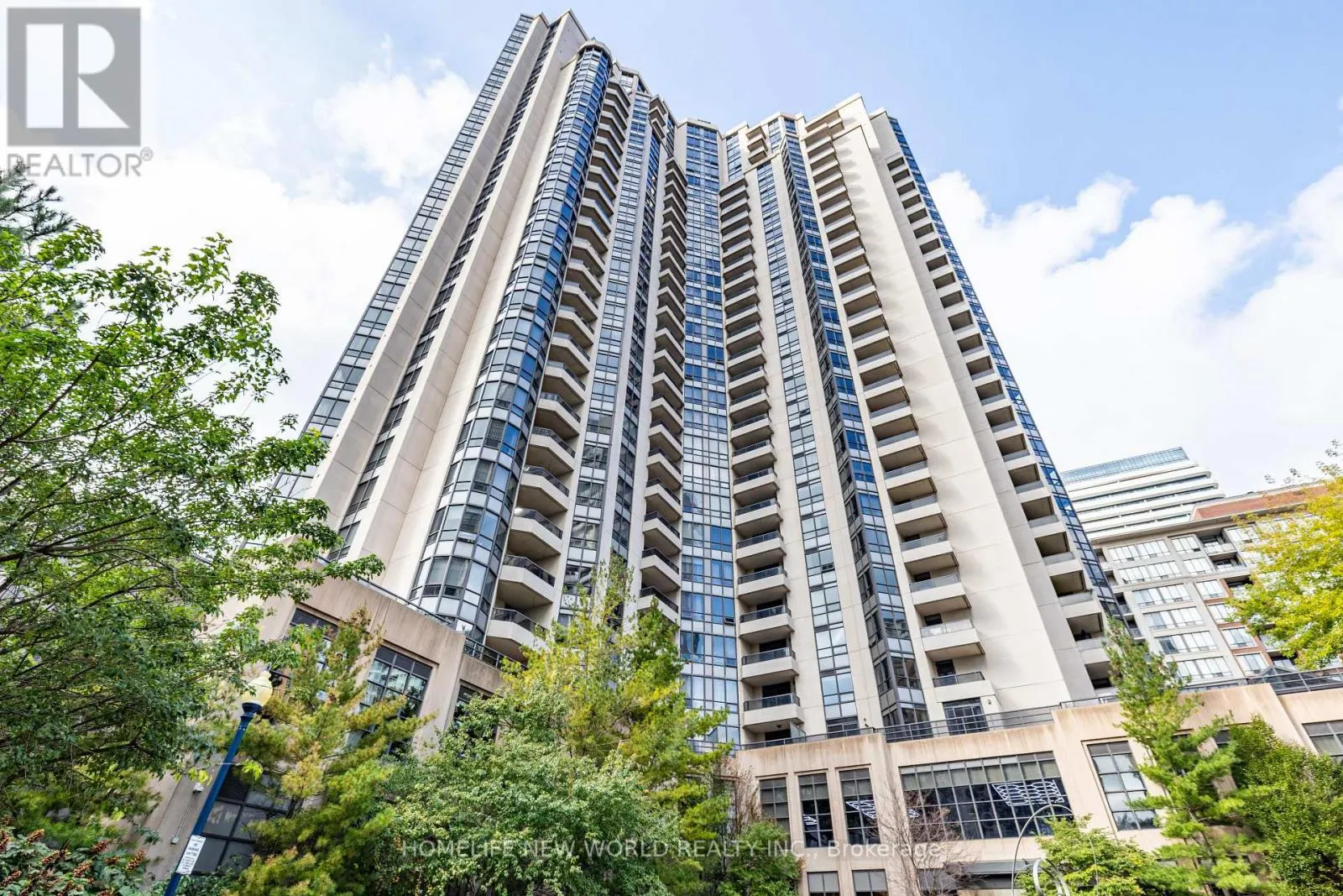 Apartment for rent: 323 - 500 Doris Avenue, Toronto, Ontario M2N 0C1