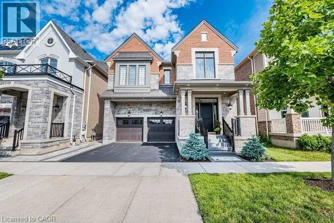 House for rent: 323 Harold Dent Trail, Oakville, Ontario L6M 1R3