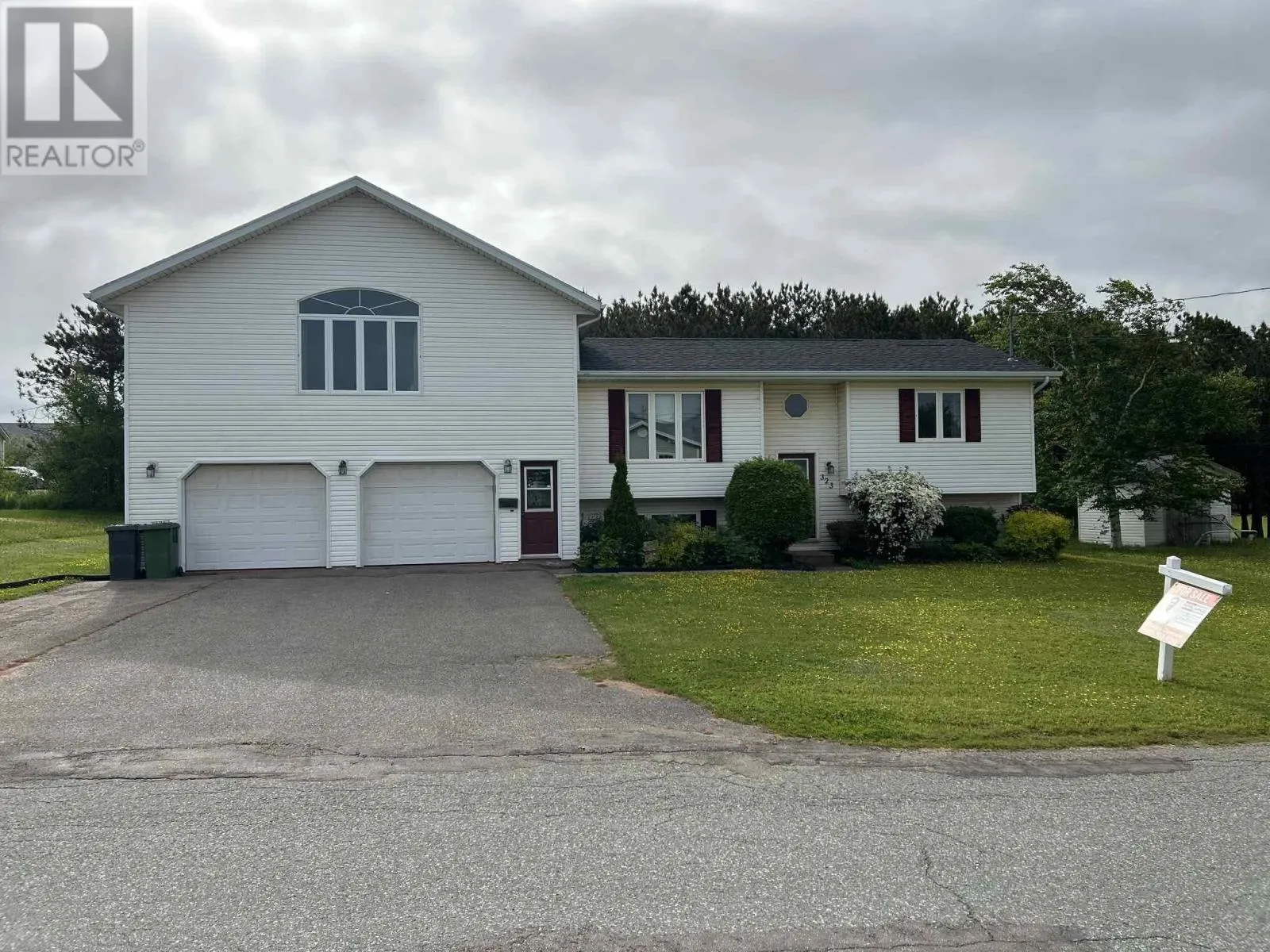House for rent: 323 Norman Drive, Summerside, Prince Edward Island C1N 5X9