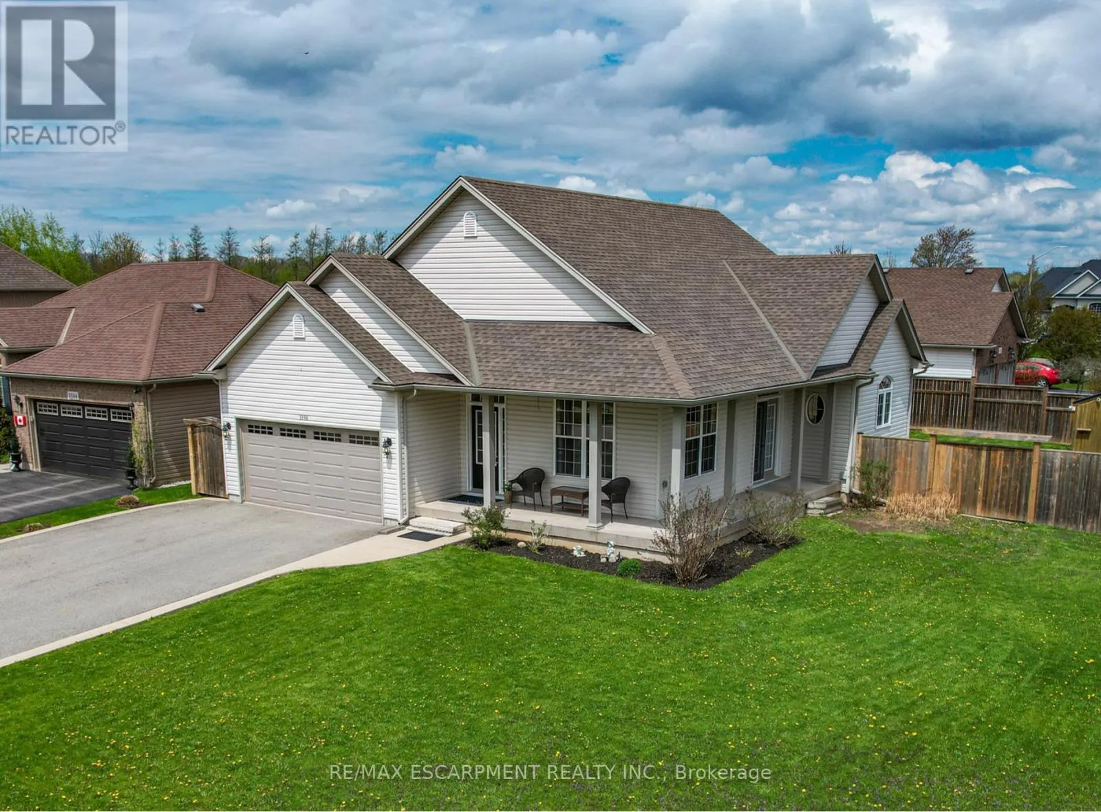 House for rent: 3238 Charleston Drive, Fort Erie, Ontario L0S 1N0