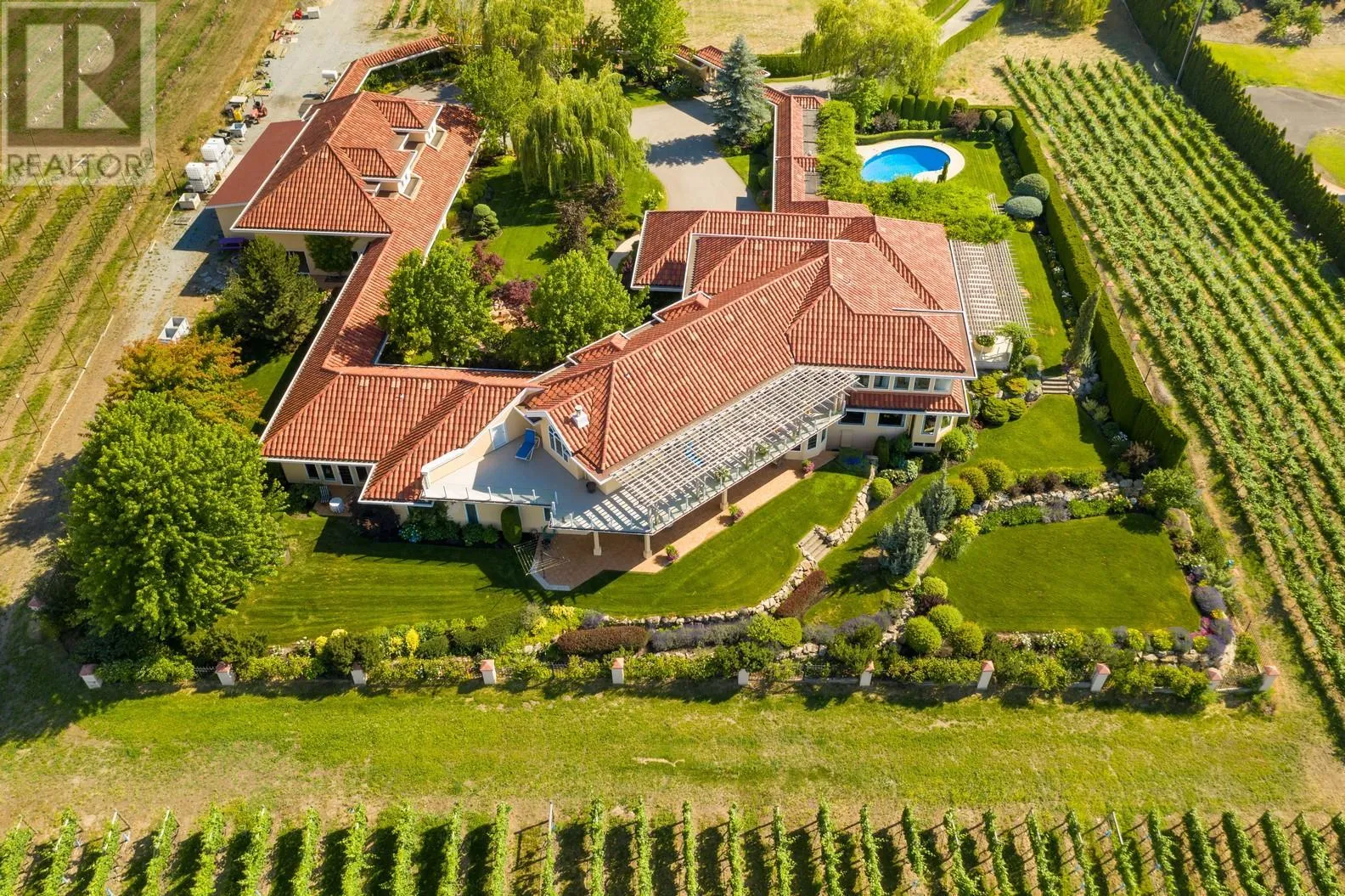 House for rent: 3240 Pooley Road, Kelowna, British Columbia V1W 4G7