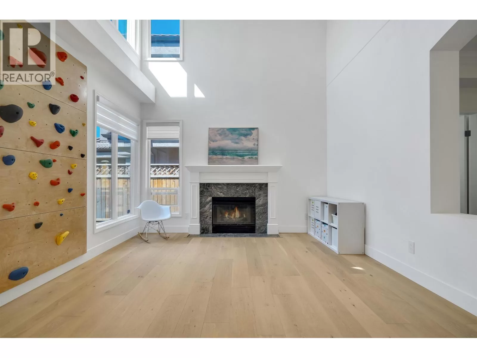 House for rent: 3240 Westminster Highway, Richmond, British Columbia V7C 5R1