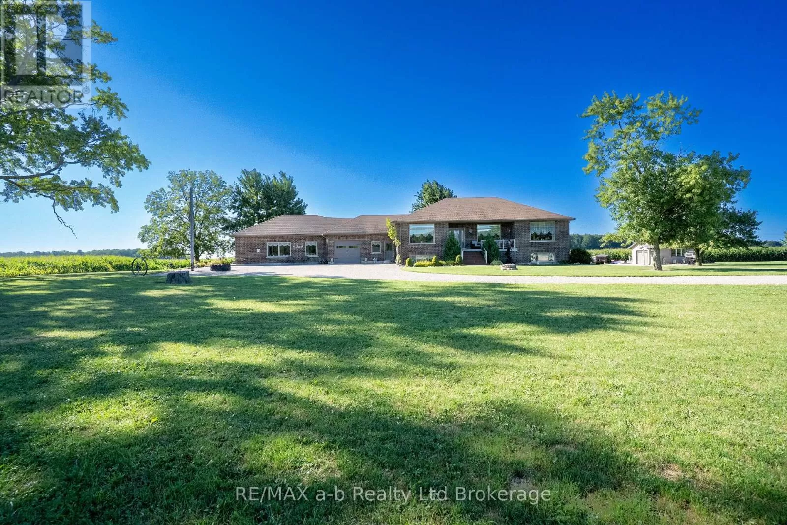 House for rent: 324500 Mount Elgin Road, South-West Oxford, Ontario N0J 1N0