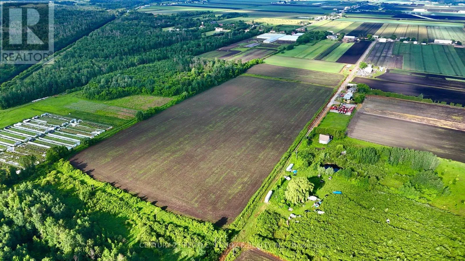 325 Lipchey Road, King, Ontario L3Y 4V9