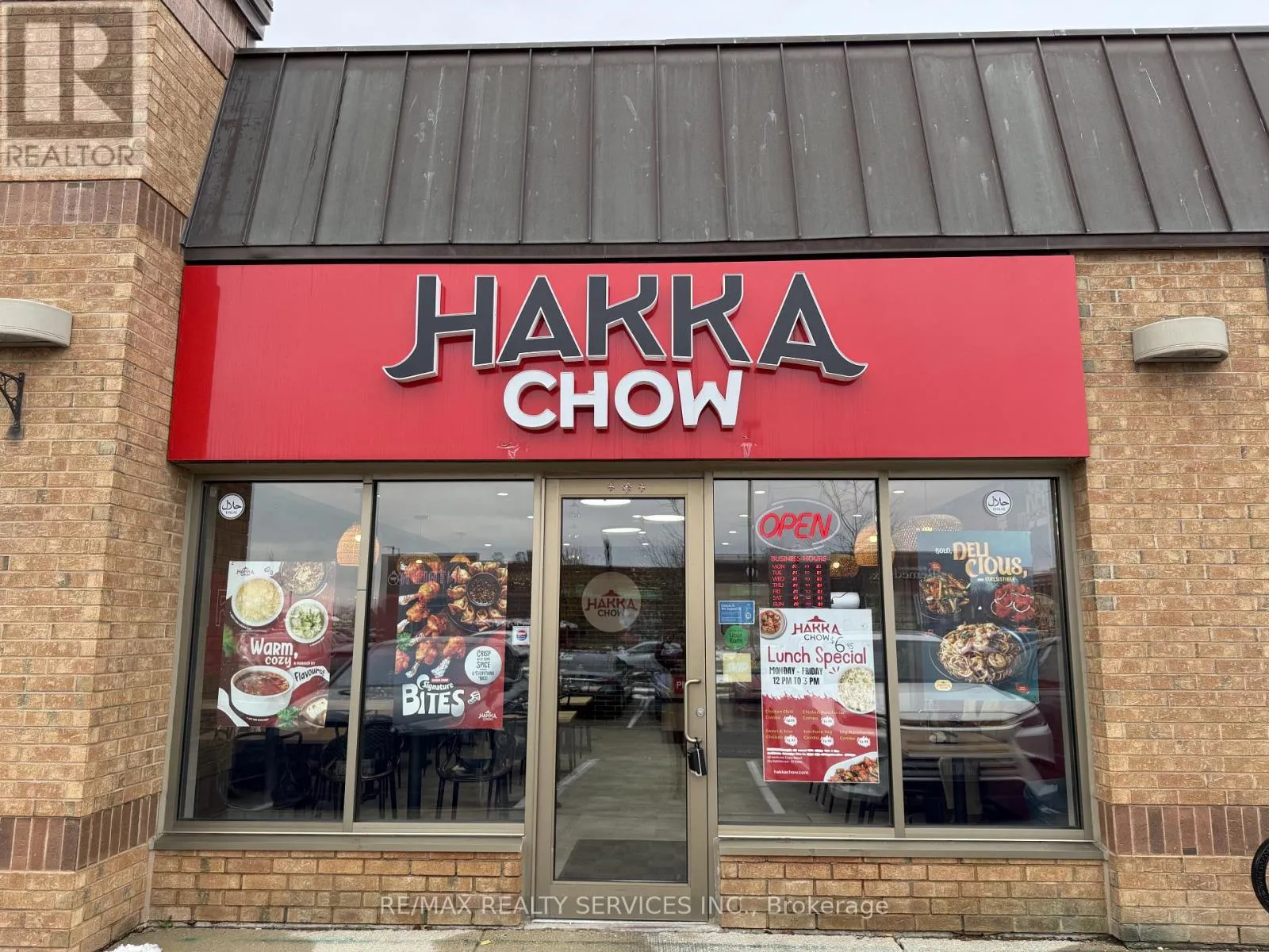 325 Max Becker Drive, Kitchener, Ontario N2E 4H5