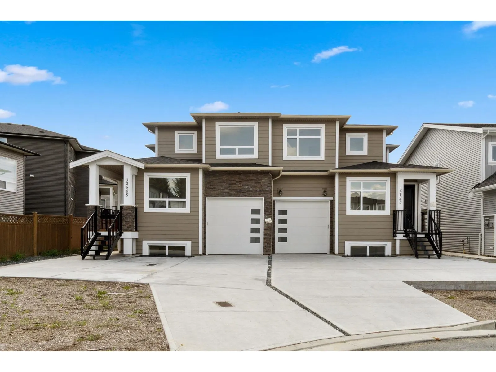 Duplex for rent: 32546 Higginbottom Court, Mission, British Columbia V2V 2T7