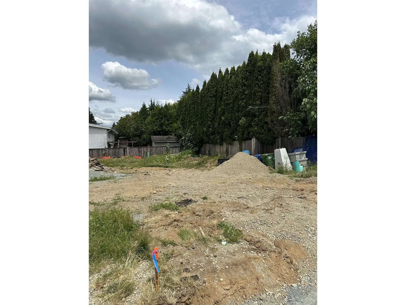 32557 Ridgeway Street, Abbotsford, British Columbia V2T 3H6