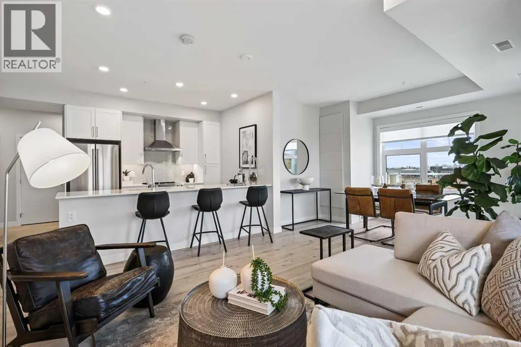 Apartment for rent: 326, 255 Les Jardins Park Se, Calgary, Alberta T2C 5V3