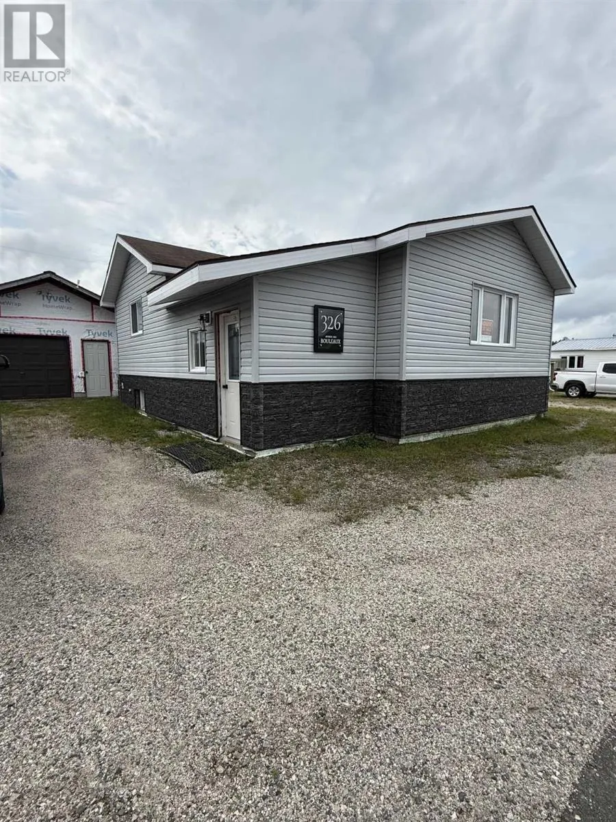 326 Rue Des Bouleaux, Dubreuilville, Ontario P0S 1B0