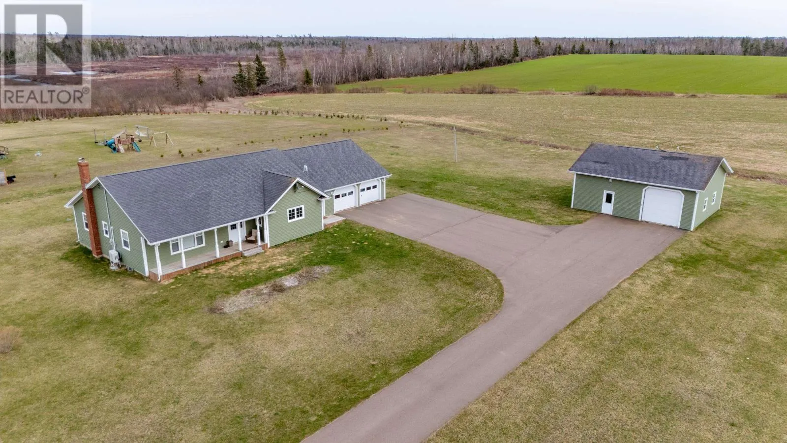 House for rent: 3260 48 Road, Elliottvale, Prince Edward Island C0A 1T0